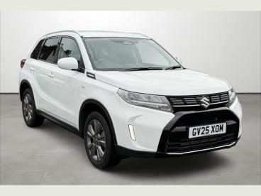 SPOTICAR Suzuki Vitara 1.4 Boosterjet Mhev Motion Euro 6 (s/s) 5dr Used Car - Suv Hybrid White - Eastbourne - 1200568992_1