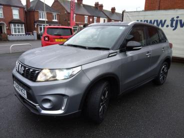 SPOTICAR Suzuki Vitara 1.4 Boosterjet Sz5 Euro 6 (s/s) 5dr Used Car - Suv Petrol Grey - Telford - 1200575570_5