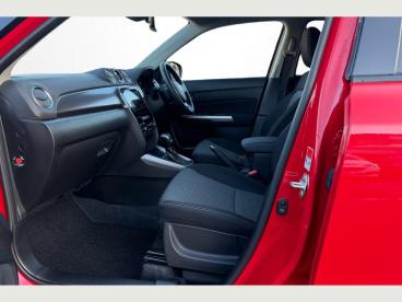 SPOTICAR Suzuki Vitara 1.5 Motion Ags Auto Euro 6 (s/s) 5dr Used Car - Suv Hybrid Black - Eastbourne - 1200576671_2