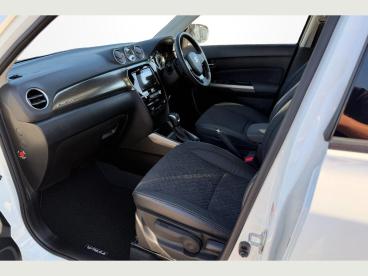 SPOTICAR Suzuki Vitara 1.5 Sz5 Ags Auto Allgrip Euro 6 (s/s) 5dr Used Car - Suv Hybrid White - Eastbourne - 1200583318_2