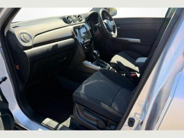 SPOTICAR Suzuki Vitara 1.5 Sz-t Ags Auto Euro 6 (s/s) 5dr Used Car - Suv Hybrid Silver - Eastbourne - 1200590599_2