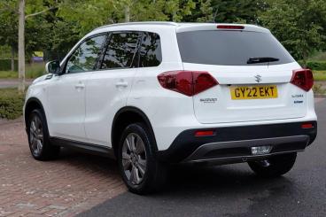 SPOTICAR Suzuki Vitara 1.4 Boosterjet Mhev Sz-t Euro 6 (s/s) 5dr Used Car - Suv Hybrid White - Littlehampton - 1200608272_5
