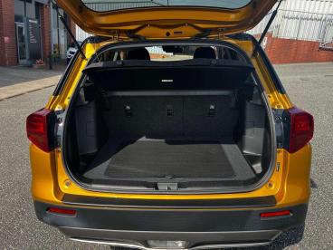 SPOTICAR Suzuki Vitara 1.4 Boosterjet Mhev Sz-t Euro 6 (s/s) 5dr Used Car - Suv Hybrid Yellow - Colwyn Bay - 1200613189_5