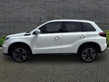 SPOTICAR Suzuki Vitara 1.5 Sz5 Ags Auto Euro 6 (s/s) 5dr Used Car - Suv Hybrid White - Weymouth - 1200614652_4