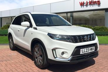 SPOTICAR Suzuki Vitara 1.4 Boosterjet Mhev Sz-t Euro 6 (s/s) 5dr Used Car - Suv Hybrid White - Bromley - 1200617268_1