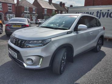 SPOTICAR Suzuki Vitara 1.4 Boosterjet Mhev Sz5 Allgrip Euro 6 (s/s) 5dr Used Car - Suv Hybrid Silver - Telford - 1200620414_5