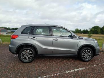 SPOTICAR Suzuki Vitara 1.6 Sz4 Euro 6 (s/s) 5dr Used Car - Suv Petrol Grey - Portadown - 1200626348_3