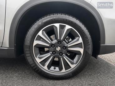 SPOTICAR Suzuki Vitara 1.4 Boosterjet Sz5 Euro 6 (s/s) 5dr Used Car - Suv Petrol Grey - Peterborough - 1200634230_5