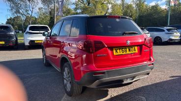 SPOTICAR Suzuki Vitara 1.0 Boosterjet Sz-t Euro 6 (s/s) 5dr Used Car - Suv Petrol Red - Redditch - 1200635285_3