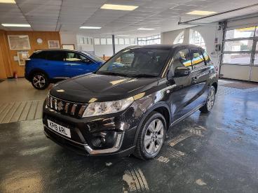 SPOTICAR Suzuki Vitara 1.4 Boosterjet Sz-t Auto Euro 6 (s/s) 5dr Used Car - Suv Petrol Black - Blairgowrie - 1200641132_3