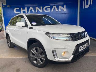 SPOTICAR Suzuki Vitara 1.4 Boosterjet Mhev Sz-t Euro 6 (s/s) 5dr Used Car - Suv Hybrid White - Shrewsbury - 1200644413_1