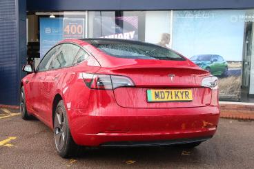 SPOTICAR Tesla Model 3 Standard Range Plus Auto Rwd 4dr Used Car - Saloon Electric Red - Bulkington - 1200569311_3