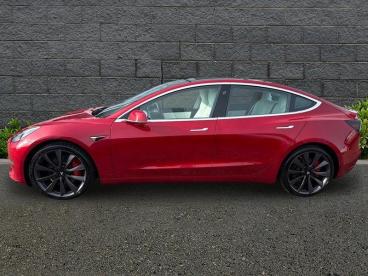 SPOTICAR Tesla Model 3 (dual Motor) Performance Auto 4wde 4dr (performanc Used Car - Saloon Electric Red - Weymouth - 1200578347_4