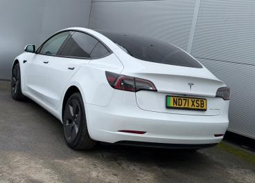 SPOTICAR Tesla Model 3 (dual Motor) Long Range Auto 4wde 4dr Used Car - Saloon Electric White - Darlington - 1200584657_3