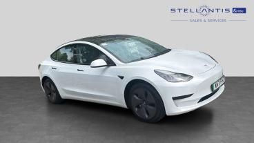 SPOTICAR Tesla Model 3 Standard Range Plus Auto Rwd 4dr Used Car - Saloon Electric White - Nottingham - 1200630809_1