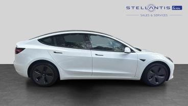 SPOTICAR Tesla Model 3 Standard Range Plus Auto Rwd 4dr Used Car - Saloon Electric White - Nottingham - 1200630809_2