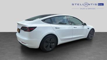 SPOTICAR Tesla Model 3 Standard Range Plus Auto Rwd 4dr Used Car - Saloon Electric White - Nottingham - 1200630809_3