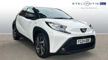 SPOTICAR Toyota Aygo 1.0 Vvt-i Edge Euro 6 (s/s) 5dr Used Car - City Car Petrol White - Nottingham - 1200533406_1