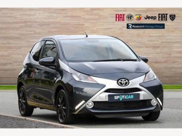 SPOTICAR Toyota Aygo 1.0 Vvt-i X-style Euro 6 5dr Used Car - City Car Petrol Grey - Nuneaton - 1200546537_1
