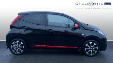 SPOTICAR Toyota Aygo 1.0 Vvt-i X-trend Euro 6 5dr Used Car - City Car Petrol Blue - Stockport - 1200554696_2