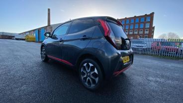 SPOTICAR Toyota Aygo 1.0 Vvt-i X-trend Euro 6 5dr (safety Sense) Used Car - City Car Petrol Grey - Preston - 1200561483_5