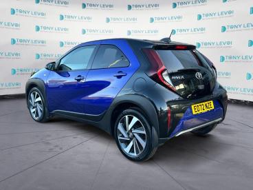 SPOTICAR Toyota Aygo 1.0 Vvt-i Exclusive X-shift Euro 6 (s/s) 5dr Used Car - City Car Petrol Blue - West Thurrock Grays - 1200566904_3