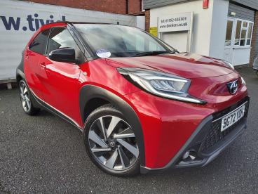 SPOTICAR Toyota Aygo 1.0 Vvt-i Exclusive X-shift Euro 6 (s/s) 5dr Used Car - City Car Petrol Red - Telford - 1200567679_1