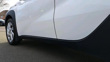 SPOTICAR Toyota Aygo 1.0 Vvt-i Pure Euro 6 (s/s) 5dr Used Car - City Car Petrol White - Telford - 1200580592_3