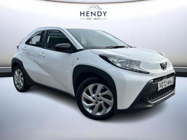 SPOTICAR Toyota Aygo 1.0 Vvt-i Pure Euro 6 (s/s) 5dr Used Car - City Car Petrol White - Tonbridge - 1200581484_1