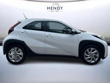 SPOTICAR Toyota Aygo 1.0 Vvt-i Pure Euro 6 (s/s) 5dr Used Car - City Car Petrol White - Tonbridge - 1200581484_2