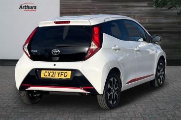 SPOTICAR Toyota Aygo 1.0 Vvt-i X-trend Euro 6 5dr (safety Sense) Used Car - City Car Petrol White - Wrexham - 1200582111_3