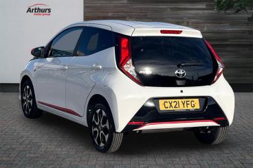 SPOTICAR Toyota Aygo 1.0 Vvt-i X-trend Euro 6 5dr (safety Sense) Used Car - City Car Petrol White - Wrexham - 1200582111_5