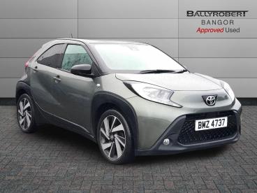 SPOTICAR Toyota Aygo 1.0 Vvt-i Edge Euro 6 (s/s) 5dr Used Car - City Car Petrol Green - Bangor - 1200588486_1