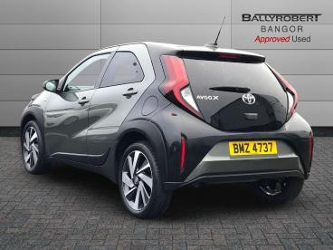 SPOTICAR Toyota Aygo 1.0 Vvt-i Edge Euro 6 (s/s) 5dr Used Car - City Car Petrol Green - Bangor - 1200588486_2