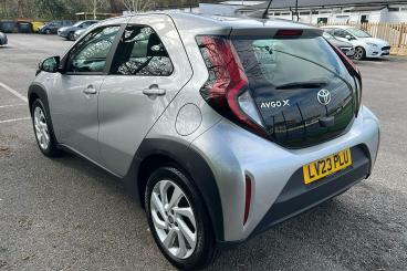 SPOTICAR Toyota Aygo 1.0 Vvt-i Pure Euro 6 (s/s) 5dr Used Car - City Car Petrol Silver - Welling - 1200588842_2