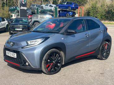 SPOTICAR Toyota Aygo 1.0 Vvt-i Undercover Euro 6 (s/s) 5dr Used Car - City Car Petrol Grey - Kidlington - 1200589800_3
