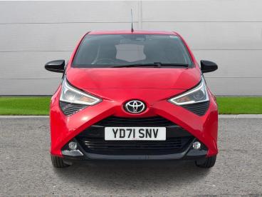 SPOTICAR Toyota Aygo 1.0 Vvt-i X-trend Euro 6 (s/s) 5dr Used Car - City Car Petrol Red - Selby - 1200594954_2