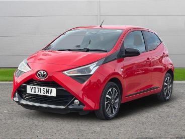 SPOTICAR Toyota Aygo 1.0 Vvt-i X-trend Euro 6 (s/s) 5dr Used Car - City Car Petrol Red - Selby - 1200594954_3