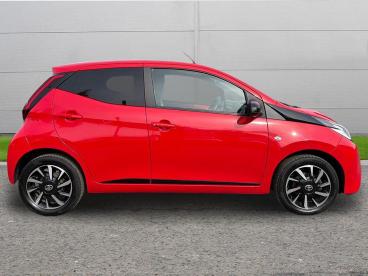 SPOTICAR Toyota Aygo 1.0 Vvt-i X-trend Euro 6 (s/s) 5dr Used Car - City Car Petrol Red - Selby - 1200594954_4