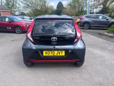 SPOTICAR Toyota Aygo 1.0 Vvt-i X-trend Euro 6 5dr (safety Sense) Used Car - City Car Petrol Grey - Wokingham - 1200596394_4