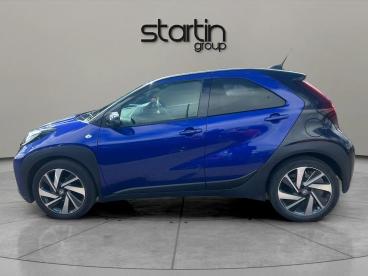 SPOTICAR Toyota Aygo 1.0 Vvt-i Exclusive Euro 6 (s/s) 5dr Used Car - City Car Petrol Blue - Redditch - 1200602127_2
