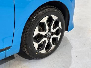 SPOTICAR Toyota Aygo 1.0 Vvt-i X-trend Euro 6 5dr Used Car - City Car Petrol Blue - Swansea - 1200606976_4