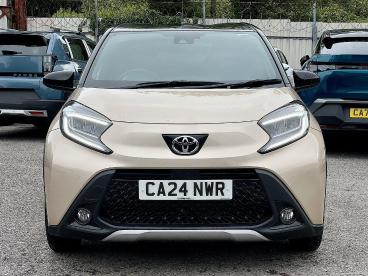 SPOTICAR Toyota Aygo 1.0 Vvt-i Exclusive X-shift Euro 6 (s/s) 5dr Used Car - City Car Petrol Beige - Pontypridd - 1200607385_2