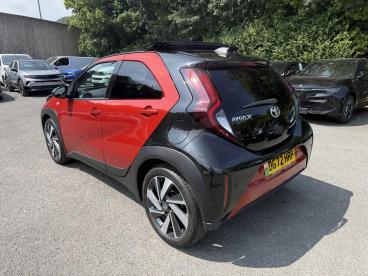 SPOTICAR Toyota Aygo 1.0 Vvt-i Edge X-shift Euro 6 (s/s) 5dr Used Car - City Car Petrol Red - Colwyn Bay - 1200620186_5