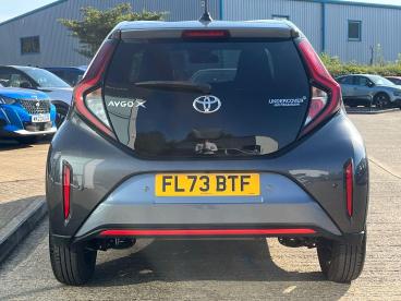 SPOTICAR Toyota Aygo 1.0 Vvt-i Undercover X-shift Euro 6 (s/s) 5dr Used Car - City Car Petrol Grey - Kettering - 1200625237_4
