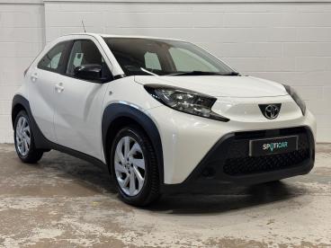 SPOTICAR Toyota Aygo 1.0 Vvt-i Pure Euro 6 (s/s) 5dr Used Car - City Car Petrol White - Carlisle - 1200625376_1