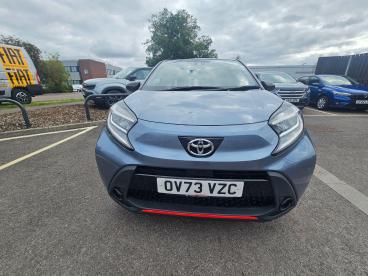 SPOTICAR Toyota Aygo 1.0 Vvt-i Undercover Euro 6 (s/s) 5dr Used Car - City Car Petrol Grey - Cheltenham - 1200627555_2