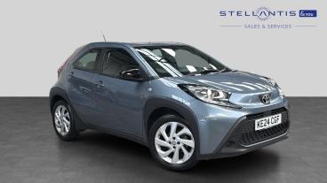 SPOTICAR Toyota Aygo 1.0 Vvt-i Pure Euro 6 (s/s) 5dr Used Car - City Car Petrol Grey - London - 1200629001_1