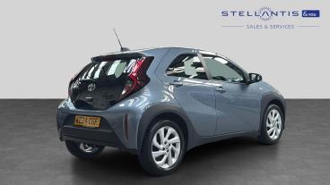 SPOTICAR Toyota Aygo 1.0 Vvt-i Pure Euro 6 (s/s) 5dr Used Car - City Car Petrol Grey - London - 1200629001_3