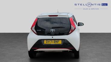 SPOTICAR Toyota Aygo 1.0 Vvt-i X-trend Euro 6 (s/s) 5dr Used Car - City Car Petrol White - Liverpool - 1200629475_4